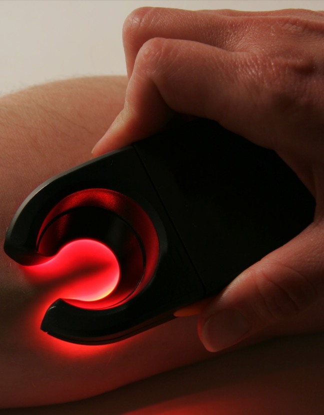 Transiluminador venoso portátil y compacto ideal para clínicas móviles